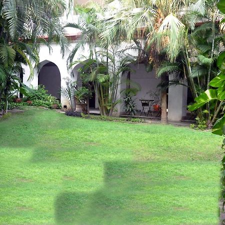Grand Hotel Amritsar Extérieur photo