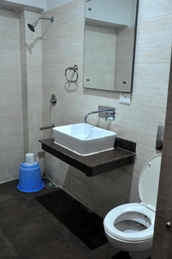 Grand Hotel Amritsar Extérieur photo